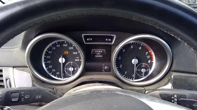 Used Speedometer Gauge fits: 2015 Mercedes-benz Mercedes gl-class 166 Type GL450 Foto 1 de 4
