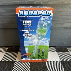 The Original Aquapod Rocket Bottle Launcher Kit - Launches Soda Bottles 100Ft Up - Imagen 1 de 3