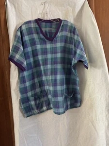 Handmade Women Plaid Scrub Top With Pockets Size Large  - Picture 1 of 9