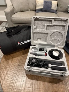 Aputure Amaran COB 60X S LED Light with Aputure Light Dome Mini II - Picture 1 of 1