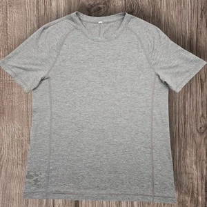 Lululemon Men's Medium Grey Athletic Short Sleeve T-Shirt - Picture 1 of 4