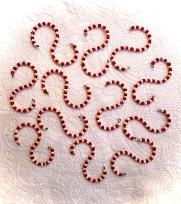 12 ganchos perforadores de vidrio checo rojo y blanco S ganchos nuevos Foto 1 de 4