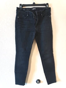 ANN TAYLOR LOFT Women's Jeans Size 28/6 P Legging Black Refunds Available - Picture 1 of 14