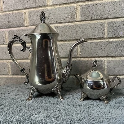 Oneida Silver Plate 2 Piece Teapot + Creamer - Image 1 of 4