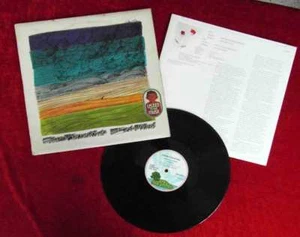 LP Stomu Yamashta´s East Wind : Freedom is Frightening (Island ILPS 9242) UK1973 - Foto 1 di 3