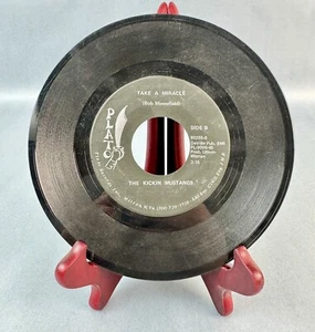 The Kickin Mustangs - Kickin / Take A Miracle Northern Soul Funk 45 - Picture 1 of 10