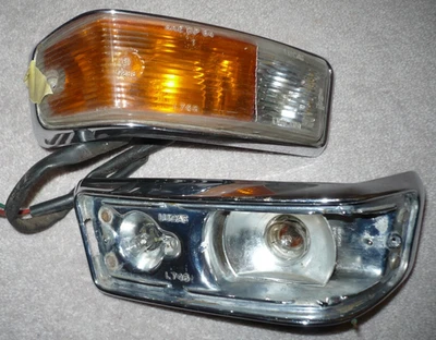 VANDEN PLAS PRINCESS, 4L. LUCAS FRONT SIDE & INDICATOR LIGHTS. PAIR. L746. - Image 1 of 4