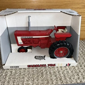 Ertl 1/16 Scale Farmall 706 NIB - Picture 1 of 8