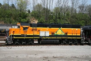 Brookville Equipment BMEX 259 on a test train at Roanoke VA 2010 5 x 7  Photo - Picture 1 of 1