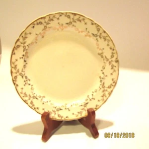 Royal China 22K Gold 6-1/4 Plate White and Gold - Picture 1 of 4
