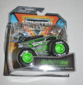 MONSTER JAM 2023 - AVENGER 25TH ANNIVERSARY - SERIES 33 - Picture 1 of 5