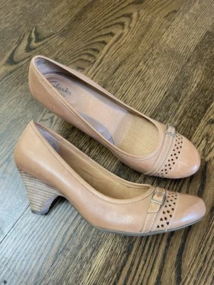 Женские КОЖАНЫЕ дорожные туфли-лодочки Clarks модель Zaya размер 9,5 - Изображение 1 из 4