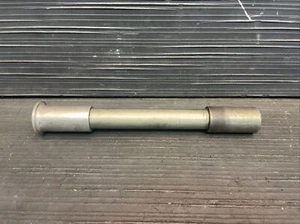 2005 Suzuki Hayabusa GSX1300R front axle #61724 - Picture 1 of 3