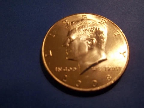 2008 P MINT Kennedy Half Dollar from MINT Set or Mint Roll Cover