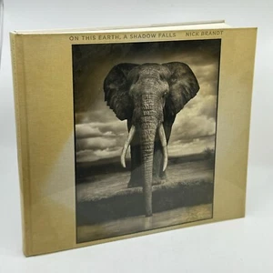 Nick Brandt: On This Earth, A Shadow Falls 2012 Big Life Editions - Picture 1 of 8