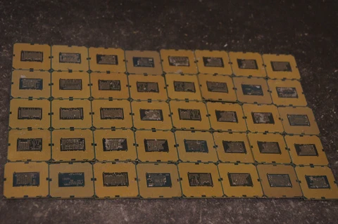 LOT OF 40 CPUS HIGH YIELD SCRAP pinless INTEL CPU gold precious metal recovery Cover