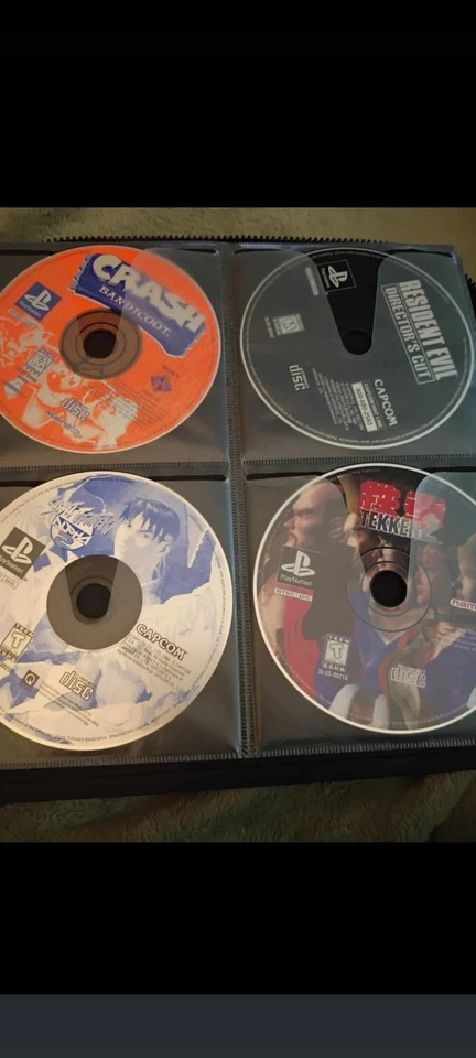 Lote de juegos PS1 probados sueltos con manuales. Resident Evil, Tekken, Crash  Foto 1 de 4