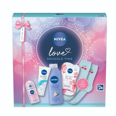 NIVEA Love Snuggle Time Gift Set (5 Products) – Women's Gift Set – Includes