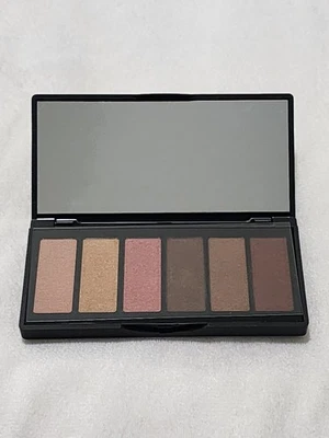 Avon fmg Caress Me Cashmere Eye-shadow Palette 6 Gorgeous Shades NWOB - Image 1 of 4