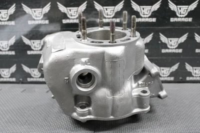 Honda CR250R 2000 2001 OEM KZ3T CILINDRO STD DIÁMETRO JARRA EXTREMO SUPERIOR 12101-KZ3-J20 como nueva Foto 1 de 4