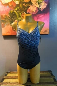 NWT Womens Aqua Green One Piece Swimsuit Bathing Suit Size M - Picture 1 of 7