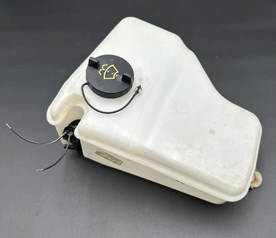 2003 2004 05 06 2007 08 09 10 2011 LLINCOLN TOWN АВТОМОБИЛЬ ЛОБОВОЕ СТЕКЛО ОМЫВАТЕЛЬ РЕЗЕРВУАР - Изображение 1 из 4