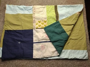 VTG Homemade Pull Square Granny Quilt W/Vibrant Accent Colors Cottage Core 53x70 - Picture 1 of 7