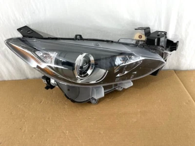 Faro lateral derecho pasajero Mazda 3 2014-2016 hatchback certificado CAPA TYC Foto 1 de 4