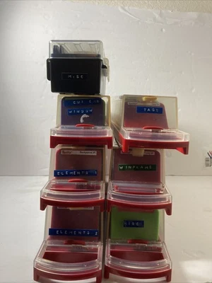 ENORME Lote Elementos Ventana Marco Varios Etiquetas Libro Sizzix Troquelado Sizzlits Cortes Delgados Foto 1 de 4