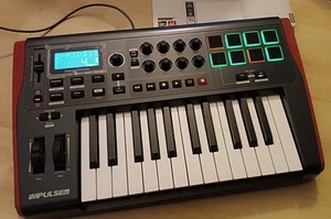 Novation Impulse 25 USB MIDI Keyboard - Bild 1 von 5