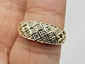 Solid 9ct Yellow Gold Domed Diamond Ring Band Size L 1/2 to M 9K .375 2.35g - Picture 1 of 9