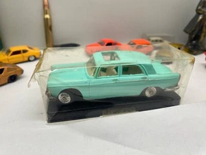 ANCIENNE NOREV PLASTIQUE PEUGEOT 404 ECH 1/43 - Foto 1 di 9