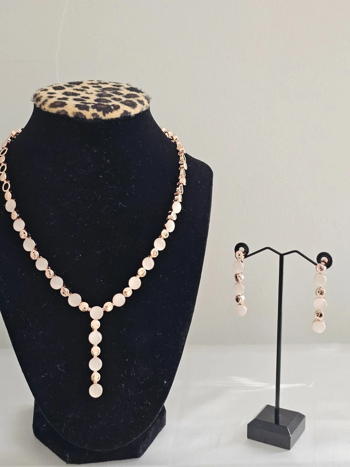 Conjunto de collar dúo de bronce mate y brillo para damas y mujeres | Joyería collar pendiente Foto 1 de 1