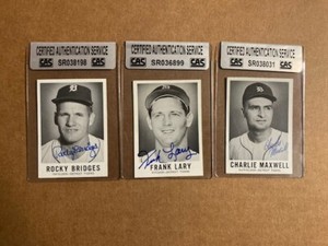 Frank Lary  Autographed Signed 1960 Leaf Card with CAS Authentication