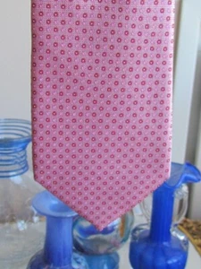 New 3 1/4" x 58 Silk Tie Michael Kors Woven Geometric Abstract Pink Red - Picture 1 of 10