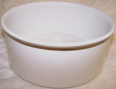 МЕДАЛЬОН ТОМАСА Белый Фарфор ТОНКИЙ ФАРФОР Широкая Платиновая Лента 7,5" СЕРВИРОВОЧНАЯ ЧАША - Изображение 1 из 4