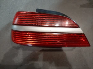 FEU ARRIERE GAUCHE PEUGEOT 406 9630364877 - Imagen 1 de 8