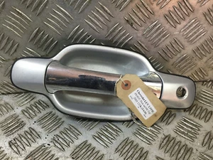 Isuzu Rodeo Denver Chevrolet LUV 3.0 2004-08 Front Door Outer Handle Left N/S - Picture 1 of 6