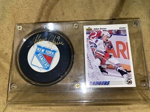 Adam Graves NY Rangers Autographed Hockey Puck & Card  1994 STANLEY CUP CHAMPS - Picture 1 of 4