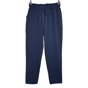 Lululemon Keep Moving Pant SIZE 8 Navy Luxtreme High Waist Jogger Pocket - Picture 1 of 11
