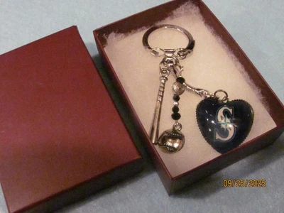 NEW MLB Seattle Mariners baseball Key Chain with Heart Logo 3.5 " with gift box - Image 1 of 4