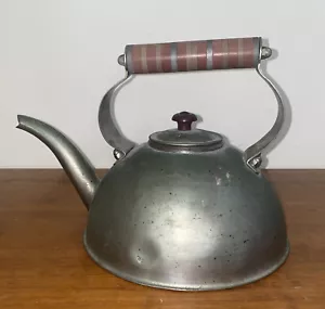 Primitive Copperware Teapot / Coffee Pot Kettle With Lid & Bakelite Handle - Picture 1 of 7