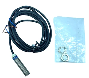 Telemecanique XS512B1DAL2 Inductive Proximity Sensor XS5 M12 L53MM - Picture 1 of 10