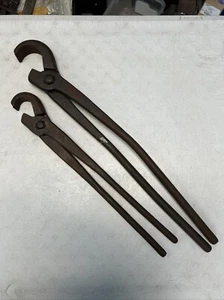 Lot of 2 Vintage Forged Blacksmith Tools; Tongs; Pincers Pliers; Forge Tools - Picture 1 of 7