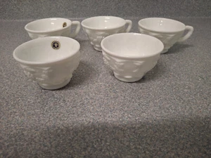 Lot of 5 Westmoreland Milk Glass Punch Cup grape vintage - Picture 1 of 4