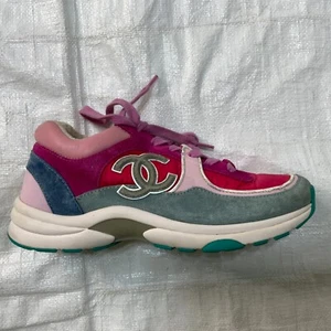 Sneakers CHANEL Coco Trainer rosa nylon scamosciato runner taglia 38 - SOLO PIEDE DESTRO - Foto 1 di 9