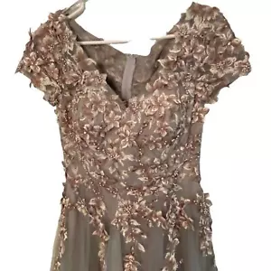 LA FEMME Kleid Kleid Größe 8 formell bestickt Brautmutter Hochzeit - Bild 1 von 10