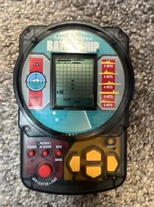 1995 Milton Bradley Battleship Electronic Handheld Game Vintage - Picture 1 of 2