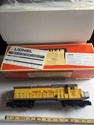 Lionel Union Pacific Dash-8 40C Diesel Locomotive 6-18205 - Image 1 of 4