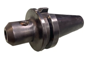 Used Command B4E4-0500 - 1/2" BT40 End Mill Holder 2.50" Gage Length - Picture 1 of 4